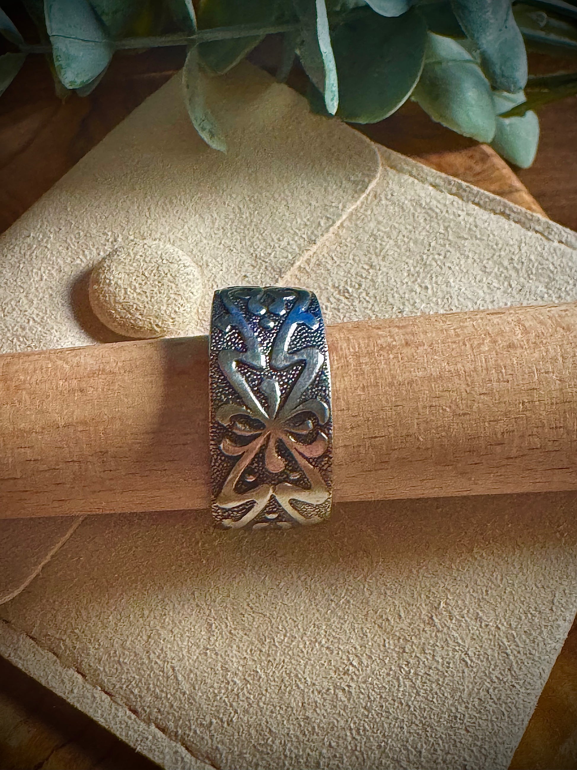 Shadowlace Ring
